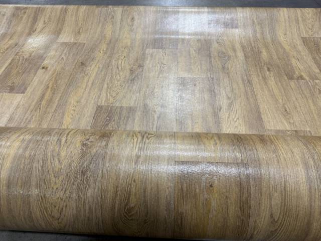 Линолеум бытовой Lino HOME 18-0.1 Дизайн - ДУБ ЕВРОПЕЙСКИЙ  3 2.5 м - 3