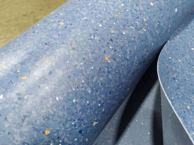 Линолеум коммерческий гомогенный IQ ZENITH - 2