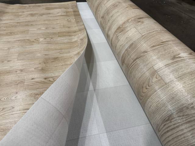 Линолеум бытовой Lino HOME 18-0.1 Дизайн - ДУБ СВЕТЛЫЙ 3 2.0 м - 4